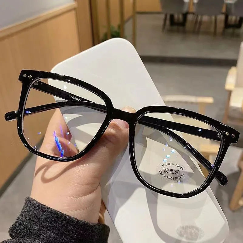 Anti-blue Light Glasses for Women with Regular Eyeglass Frame Finished Retro Flat Light Frame